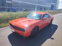 Używany Dodge Challenger 431 KM (317 kW) 2009 Pomarańczowy Coupe