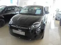 Gebraucht Fiat 500e Icon 86 kW (118 PS) 2022 Schwarz Limousine