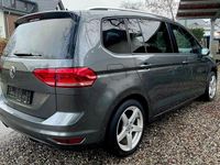 Gebraucht VW Touran Join 150 PS (110 kW) 2018 Grau Van / Kleinbus