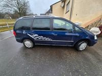 Second-hand VW Sharan 140 CP (102 kW) 2008 Albastru Monovolum