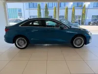 Gebraucht Audi A3 Ambiente 150 PS (110 kW) 2023 Blau Limousine