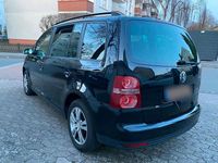Gebraucht VW Touran 140 PS (102 kW) 2008 Schwarz Van / Kleinbus