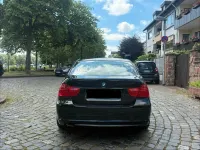 Gebraucht BMW 318 143 PS (105 kW) 2009 Schwarz Limousine