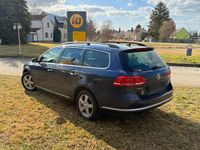 Gebraucht VW Passat 140 PS (102 kW) 2013 Blau Kombi