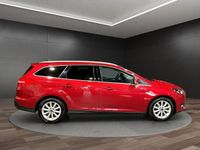 Gebraucht Ford Focus Titanium 125 PS (91 kW) 2018 Rot Kombi