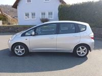 Gebraucht Honda Jazz Trend 90 PS (66 kW) 2009 Alabaster silver m. Kleinwagen