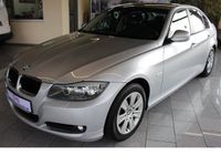 Gebraucht BMW 318 143 PS (105 kW) 2009 Silber metallic Limousine
