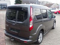 Gebraucht Ford Tourneo Titanium 120 PS (88 kW) 2019 Magnetic grau metallic Kombi