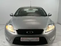 Gebraucht Ford Mondeo Ghia 160 PS (117 kW) 2008 Kristallsilber metallic Limousine
