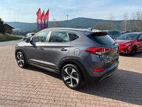 Gebraucht Hyundai Tucson Style 177 PS (130 kW) 2016 Grau SUV