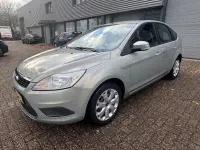 Używany Ford Focus 101 KM (74 kW) 2010 Zielony Sedan/Limuzyna