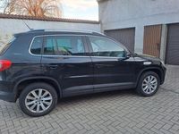 Gebraucht VW Tiguan 140 PS (102 kW) 2011 Schwarz SUV
