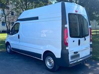 Gebraucht Opel Vivaro 114 PS (83 kW) 2007 Weiß Van / Kleinbus