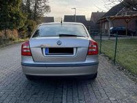 Gebraucht Skoda Octavia 102 PS (75 kW) 2004 Gold Limousine