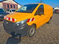 Gebraucht Mercedes Vito 163 PS (119 kW) 2018 Gelb Van