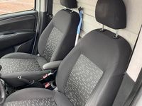 Gebraucht Opel Combo 105 PS (77 kW) 2012 Silber Van / Kleinbus