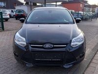 Gebraucht Ford Focus Trend 125 PS (91 kW) 2013 Pantherschwarz metallic Kleinwagen