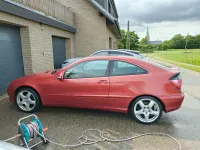 Gebraucht Mercedes C230 197 PS (144 kW) 2001 Orange Coupé