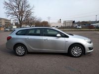 Gebraucht Opel Astra Edition 110 PS (80 kW) 2013 Silber Kombi