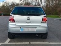 Gebraucht VW Polo Trendline 60 PS (44 kW) 2009 Grau Kleinwagen