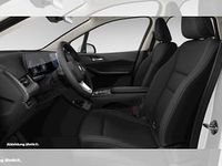 Gebraucht BMW 220 Active Tourer 170 PS (125 kW) 2025 Weiß (alpinweiss) Van / Kleinbus