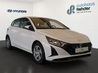 Neu Hyundai i20 Select 101 PS (74 kW) 2025 Weiß Kleinwagen