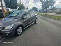 Używany Mercedes B200 140 KM (102 kW) 2011 Szary Minivan