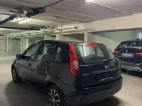 Gebraucht Ford Fiesta 69 PS (50 kW) 2005 Schwarz Kleinwagen