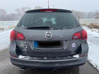 Gebraucht Opel Astra Innovation 180 PS (132 kW) 2011 Grau Kombi