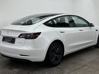 Gebraucht Tesla Model 3 366 kW (498 PS) 2022 Pearl white multicoat (metallic) Limousine
