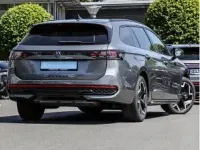 Gebraucht VW Passat 272 PS (200 kW) 2025 Grau (diabasgrau metallic) Kombi