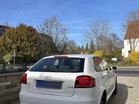 Gebraucht Audi A3 105 PS (77 kW) 2010 Weiß Kleinwagen