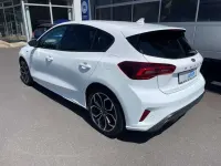 Gebraucht Ford Focus ST-Line 125 PS (91 kW) 2022 Frostweiß Limousine