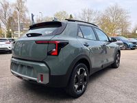 Neu Kia Stonic 101 PS (74 kW) 2026 Grün SUV