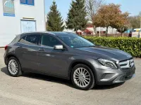 Gebraucht Mercedes GLA220 Urban 177 PS (130 kW) 2016 Grau SUV