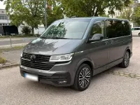 Gebraucht VW Multivan Highline 199 PS (146 kW) 2020 Grau Van / Kleinbus