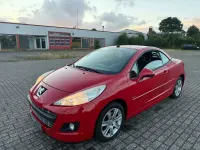 Gebraucht Peugeot 207 CC Urban Move 120 PS (88 kW) 2011 Rot Cabrio
