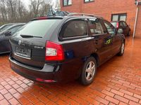 Gebraucht Skoda Octavia Ambition 105 PS (77 kW) 2012 Schwarz Kombi
