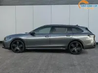 Gebraucht VW Passat R-line 193 PS (141 kW) 2025 Grau Kombi
