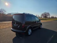 Usata VW Caddy Highline 150 CV (110 kW) 2016 Viola Monovolume
