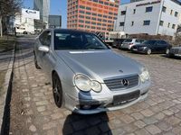 Gebraucht Mercedes C230 197 PS (144 kW) 2001 Silber Coupé