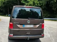 Gebraucht VW Multivan 150 PS (110 kW) 2016 Braun Van / Kleinbus