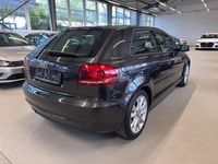 Gebraucht Audi A3 Performance 105 PS (77 kW) 2011 Lavagrau Kleinwagen