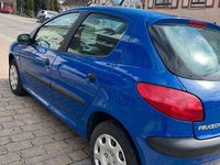 Gebraucht Peugeot 206 75 PS (55 kW) 2001 Blau Kleinwagen