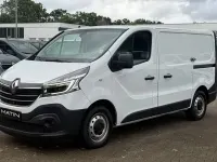 Gebraucht Renault Trafic Komfort 120 PS (88 kW) 2021 Gletscherweiss Van / Kleinbus
