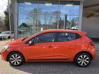 Gebraucht Renault Clio V Equilibre 90 PS (66 kW) 2023 Orange Kleinwagen