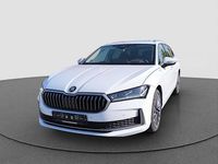 Gebraucht Skoda Superb LAURIN & KLEMENT 193 PS (141 kW) 2025 Purity weiss Kombi