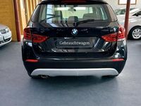 Gebraucht BMW X1 143 PS (105 kW) 2011 Schwarz SUV