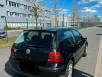 Gebraucht VW Golf IV 75 PS (55 kW) 2002 Schwarz Kleinwagen