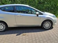Gebraucht Ford Fiesta Trend 60 PS (44 kW) 2010 Silber Kleinwagen